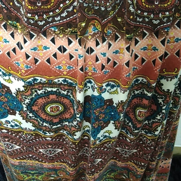 BOHO, SOFT, TEE SHIRT KNIT, CROSS OVER BACK, V-NECK, EMPIRE WAIST MAXI DRESS - Picture 4 of 5